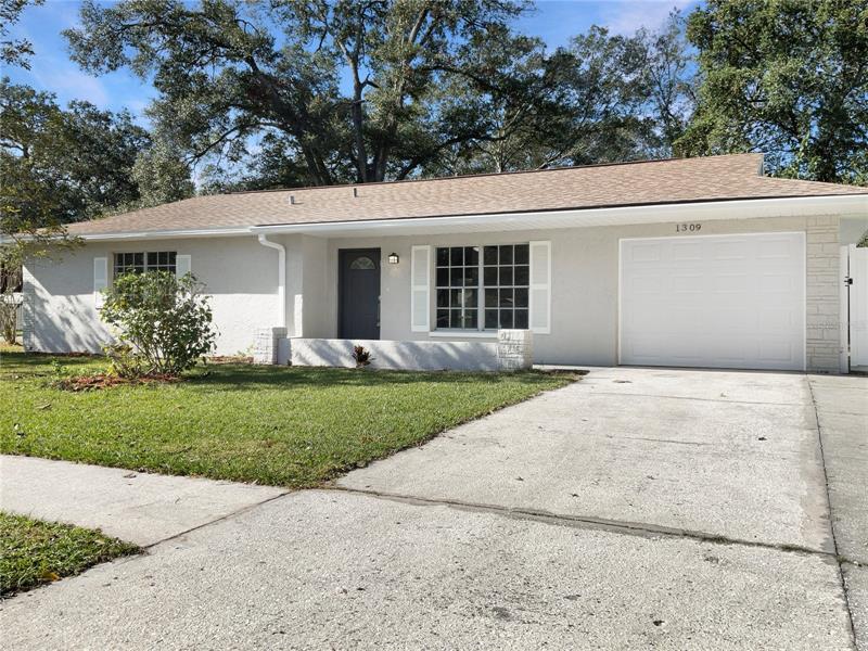 1309 Oakhill St, Seffner, FL 33584 MLS O6079691 Coldwell Banker