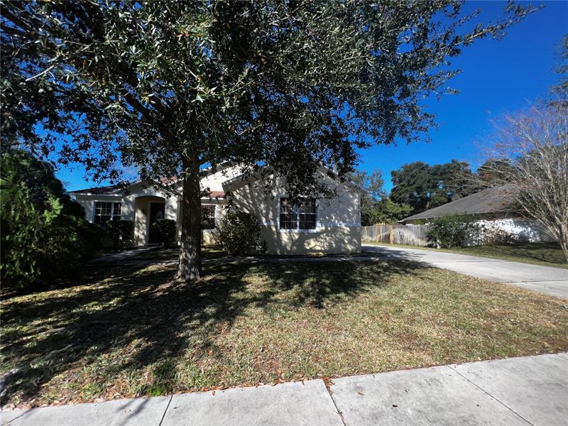 2704 Grassmoor Loop, Apopka, FL 32712 MLS O6081572 Coldwell Banker