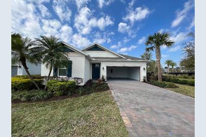 1068 Lakeside Estates Drive, Apopka, FL 32703 - Photo 1