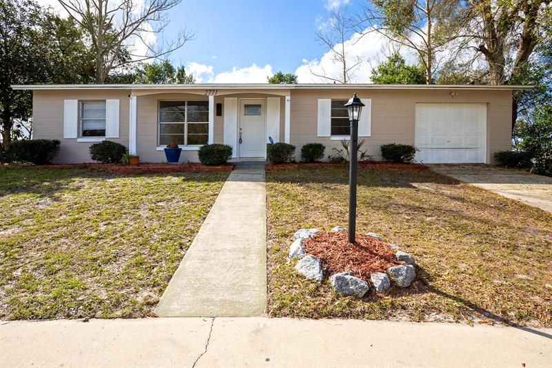 2771 Fulford St, Deltona, FL 32738 MLS O6093456 Coldwell Banker