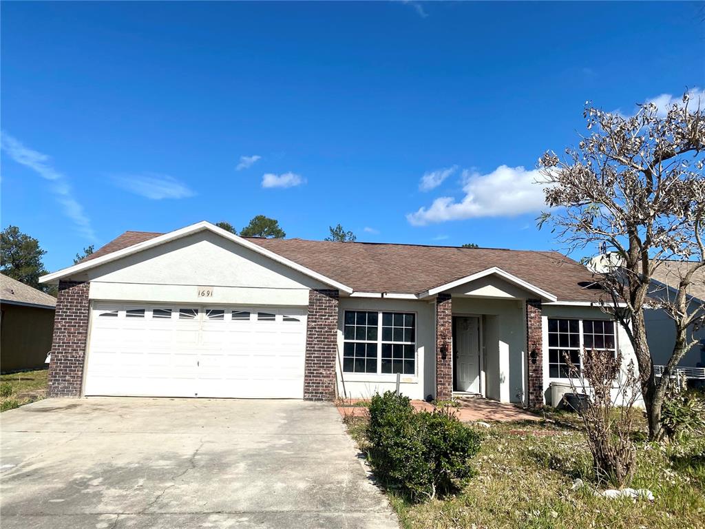 1691 Hollywood Ave, Eustis, FL 32726 MLS O6094879 Coldwell Banker