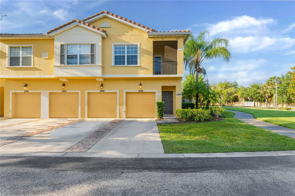 2898 Oakwater Dr ., Kissimmee, FL 34747 MLS O6109308 Coldwell Banker