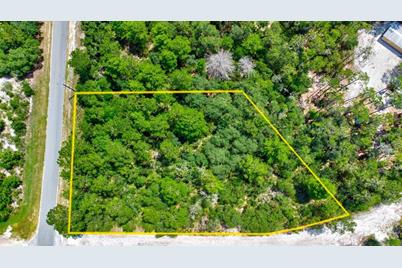 200 Whispering Pines, Georgetown, FL 32139 - Photo 1