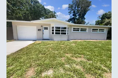 4185 Barracuda Drive SE, Saint Petersburg, FL 33705 - Photo 1