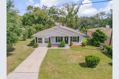 524 W Oakland Avenue, Oakland, FL 34760 - Photo 1