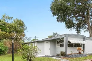 5216 Pineland Ave, Port Orange, FL 32127 - Photo 1