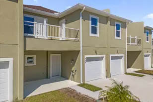 454 Lake Shore Pkwy, Davenport, FL 33896 - Photo 1