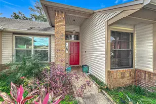 1725 Singing Palm Dr, Apopka, FL 32712 - Photo 1