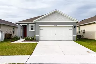 2667 Swooping Sparrow Dr, Saint Cloud, FL 34771 - Photo 1