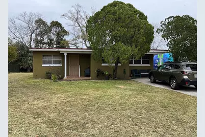 110 Country Club Circle, Sanford, FL 32771 - Photo 1