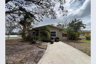 4247 Helena Street NE, Saint Petersburg, FL 33703 - Photo 1