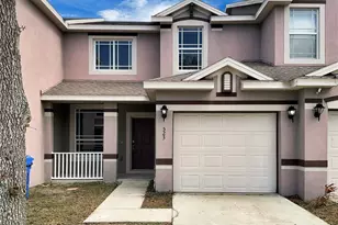 523 Glenn Cross Dr, Ruskin, FL 33570 - Photo 1