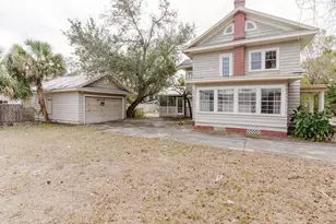 8226 36th Ave N, Saint Petersburg, FL 33710 - Photo 1