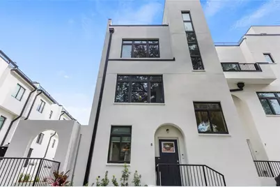 266 Park Lake Street #17, Orlando, FL 32803 - Photo 1