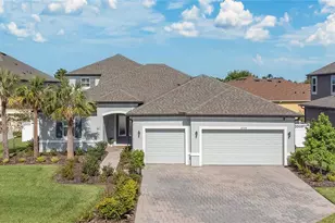 32554 Silvercreek Way, Wesley Chapel, FL 33545 - Photo 1