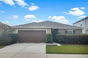 11510 Southern Creek Dr, Gibsonton, FL 33534 - Photo 1
