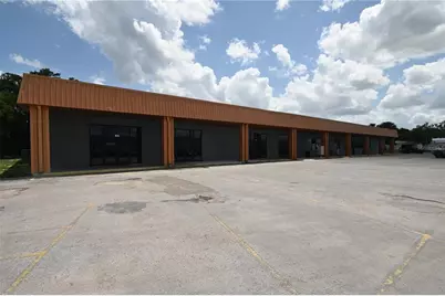 749 S Central Avenue, Umatilla, FL 32784 - Photo 1