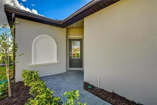 16024 Sunny Day Dr, Bradenton, FL 34212 - Photo 1