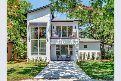 804 E 24th Avenue, New Smyrna Beach, FL 32169 - Photo 1