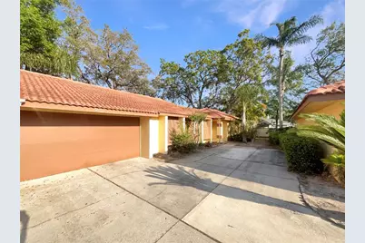 5037 Bermuda Circle #10, Orlando, FL 32808 - Photo 1