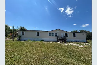 1369 Horseshoe Loop, Moore Haven, FL 33471 - Photo 1