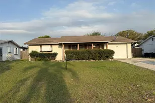 4800 Fleetwood St, New Port Richey, FL 34653 - Photo 1