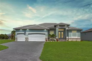 209 Rotonda Blvd S, Rotonda West, FL 33947 - Photo 1