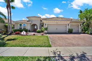 3716 Paradiso Cir, Kissimmee, FL 34746 - Photo 1