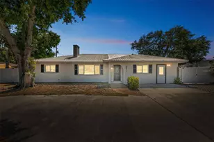 5817 26th St W, Bradenton, FL 34207 - Photo 1