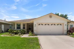 2244 Silver Lakes Dr N, Lakeland, FL 33810 - Photo 1
