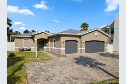 725 N Grandview Avenue, Daytona Beach, FL 32118 - Photo 1