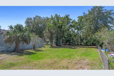 909 W 12th Street, Sanford, FL 32771 - Photo 1