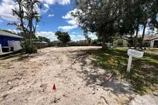 5013 22nd Ct E, Bradenton, FL 34203 - Photo 1