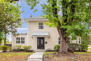 490 Shoreview Ave, Winter Park, FL 32789 - Photo 1