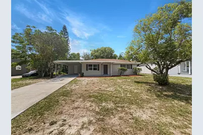 300 Avenue E SE, Winter Haven, FL 33880 - Photo 1