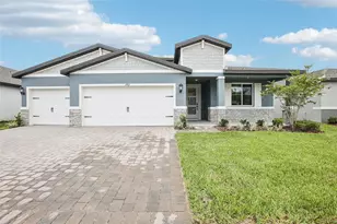1763 Draughton Dr, Zephyrhills, FL 33541 - Photo 1