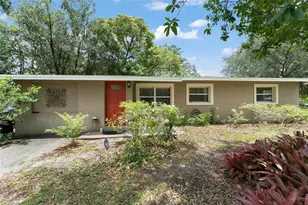 17 S Aurora Dr, Apopka, FL 32703 - Photo 1