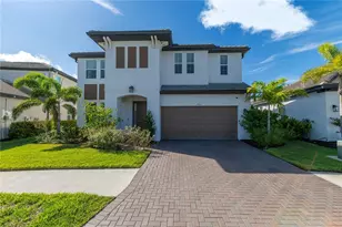 4861 Antrim Dr, Sarasota, FL 34240 - Photo 1