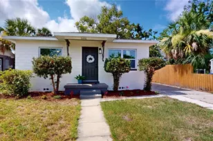 2456 S 17th Ave S, Saint Petersburg, FL 33712 - Photo 1