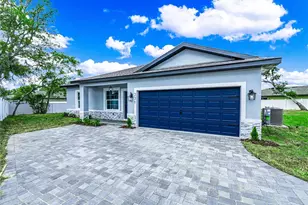 331 Erie Ct, Kissimmee, FL 34759 - Photo 1