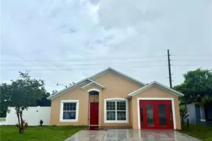 1001 Golfside Ct, Kissimmee, FL 34741 - Photo 1