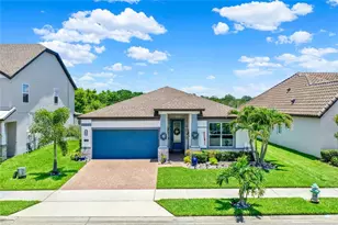 2390 Standing Rock Cir, Oakland, FL 34787 - Photo 1