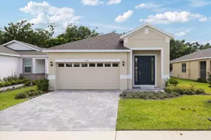 1198 Atlantic Ave, Fruitland Park, FL 34731 - Photo 1