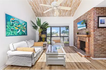 1051 S Highland Street #7D, Mount Dora, FL 32757 - Photo 1