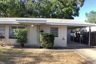 2103 Jobbins Dr, Leesburg, FL 34748 - Photo 1