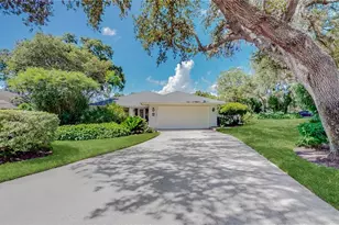 42 W Grenewood Ln, Haines City, FL 33844 - Photo 1