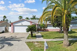 109 Woodfield Ct, Sanford, FL 32773 - Photo 1