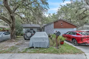 10359 Smyrna Dr, Orlando, FL 32817 - Photo 1