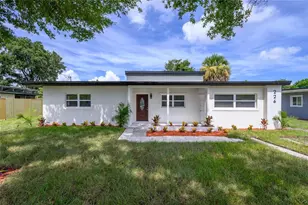 226 Palmyra Dr, Orlando, FL 32807 - Photo 1