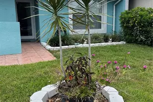 976 Alicante Ave, Orlando, FL 32807 - Photo 1